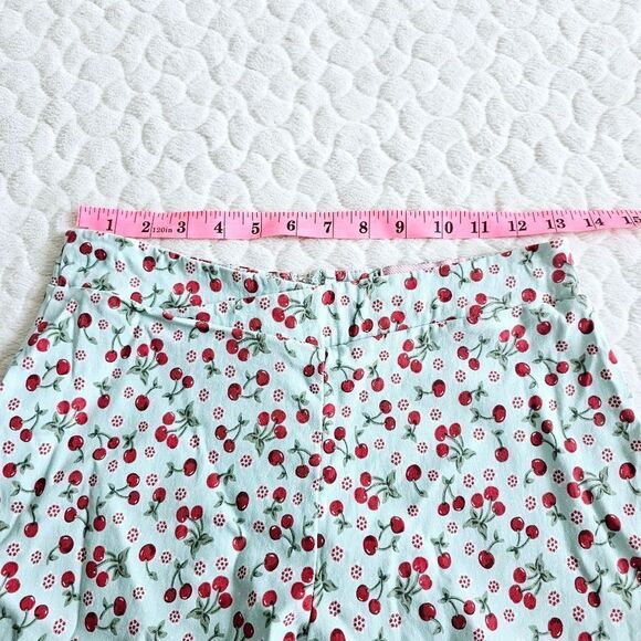 Bettie Page Queen of Pinups cherry blue shorts 8 1950s Y2k - Picture 6 of 8